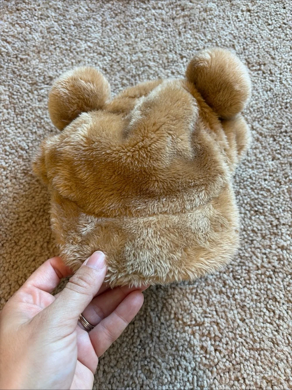 Baby Gap Fuzzy Bear Winter Cap NWT Sz 18-24months